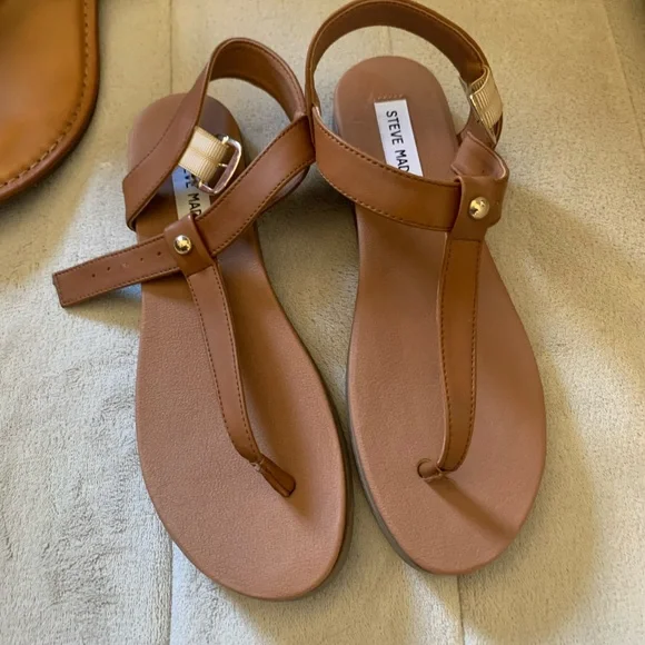 Steve Madden Sandal - Picture 1 of 3